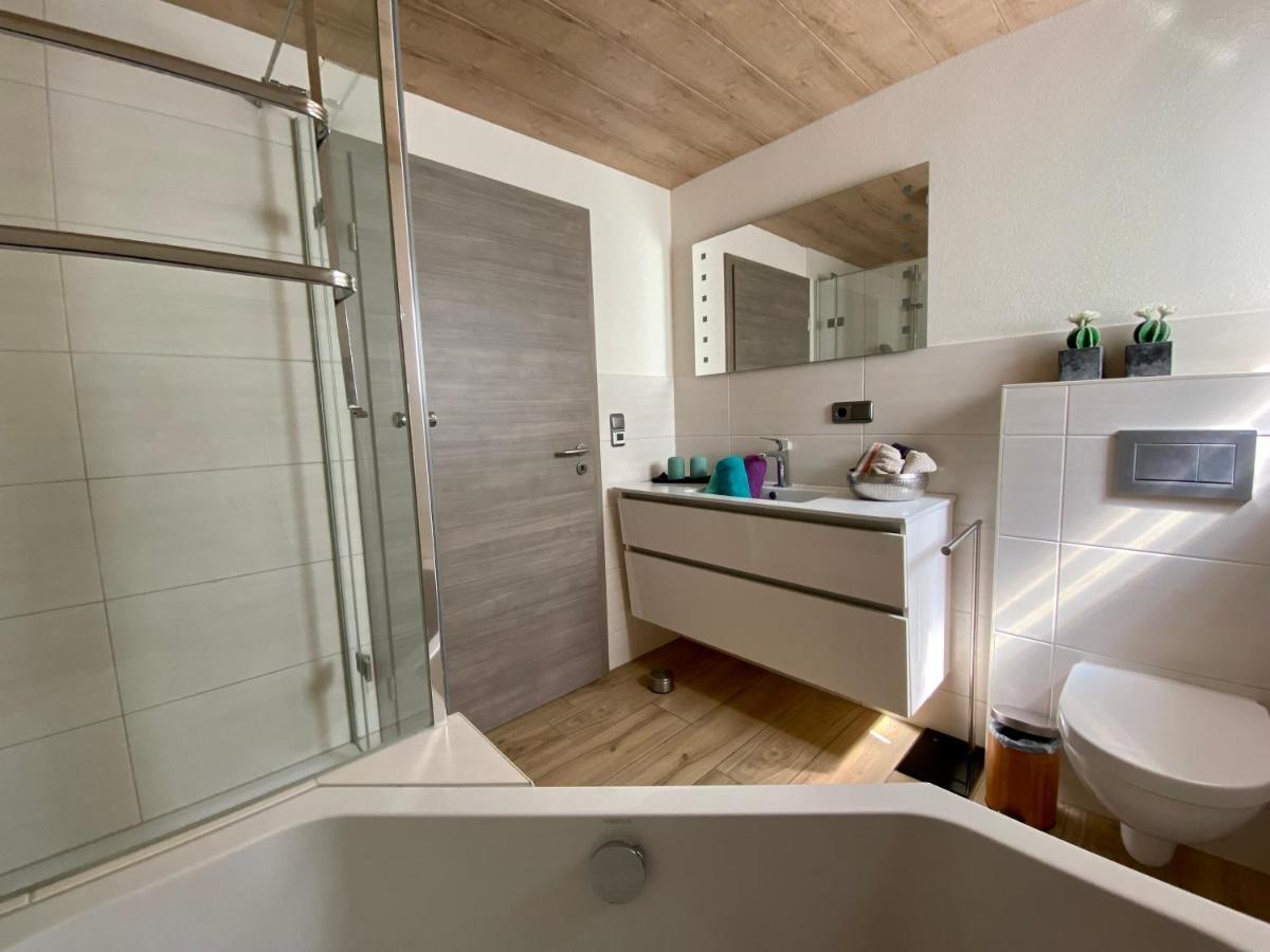 Ferienwohnung An Der Romantischen Salzachschleife Naehe Salzburg Laufen Esterno foto
