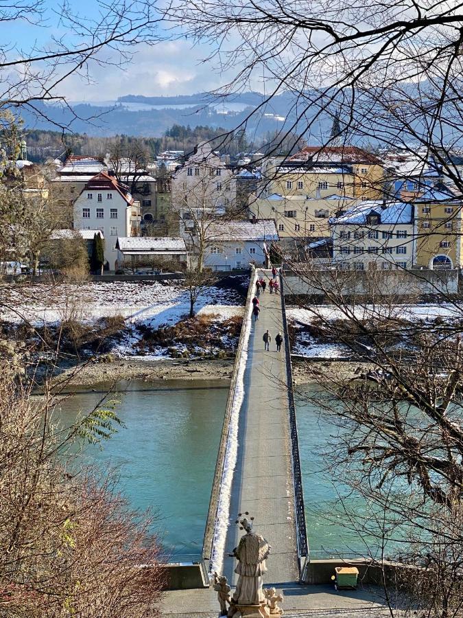 Ferienwohnung An Der Romantischen Salzachschleife Naehe Salzburg Laufen Esterno foto